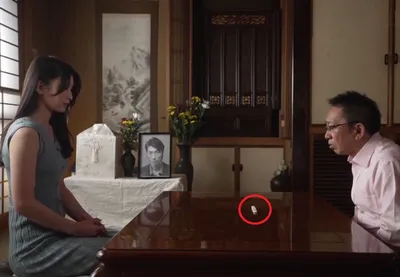 Một ngày sau tang lễ chồng yêu, vợ của con trai đã bị bố người chồng ép nện không bao đến mang thai