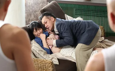 Chồng có sở thích quái lạ là “bị người vợ cắm sừng”