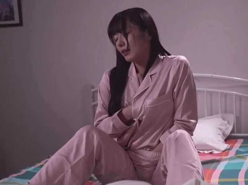 Móc lồn hàng đêm vì gã chồng bỏ bê, vợ quyết định tìm đến ứng dụng hèn hò