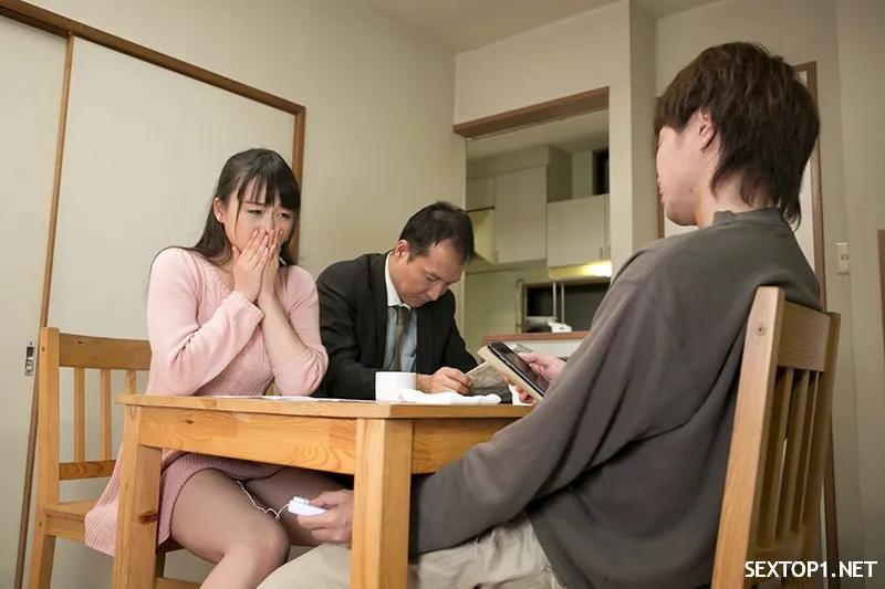 Cô vợ dâm lén lút với bố và em chồng