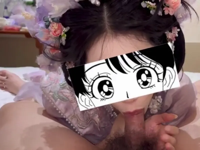 Gái xinh trong bộ đồ bảo bối mút củ khoải cực đã